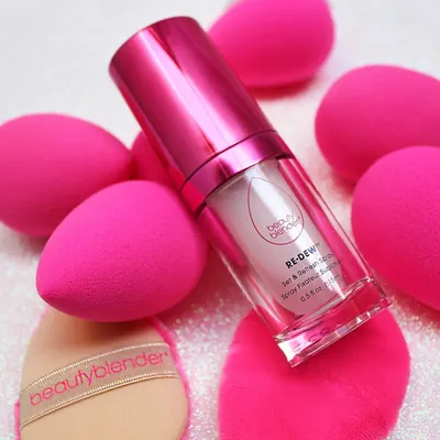 Lifestyle Images for Beautyblender 35