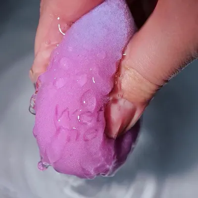 Lifestyle Images for Beautyblender 9