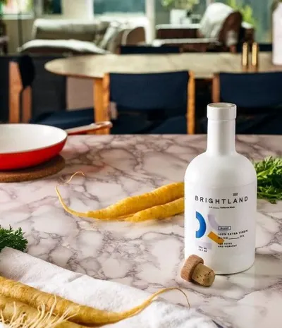 Lifestyle Images for Brightland 60