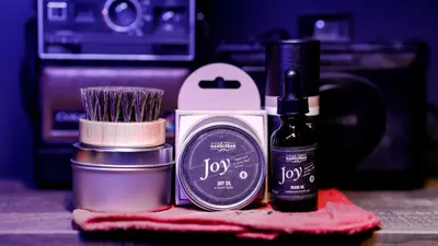 Lifestyle Images for CanYouHandlebar 1