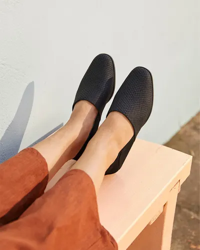 Lifestyle Images for Clarks 11