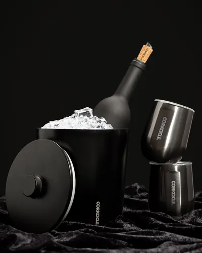 Lifestyle Images for Corkcircle 28