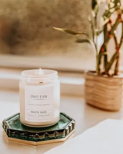 Lifestyle Images for Craft and Kin 22