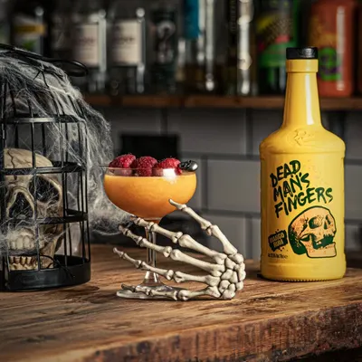 Lifestyle Images for Dead Man's Fingers 13