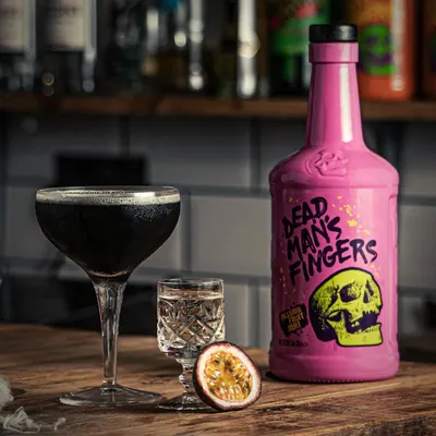 Lifestyle Images for Dead Man's Fingers 15