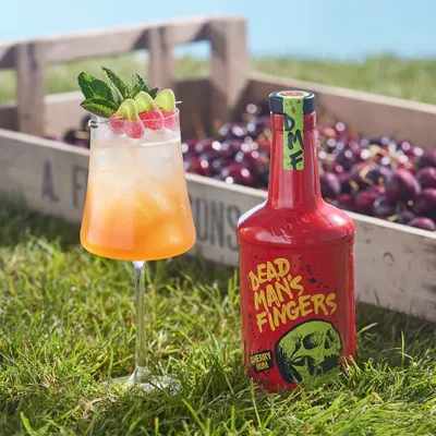 Lifestyle Images for Dead Man's Fingers 31