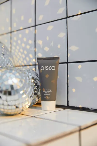 Lifestyle Images for Disco 27