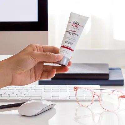 Lifestyle Images for EltaMD Skin Care 46