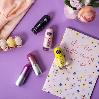 Secondary Images for Essence Cosmetics 21