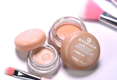 Lifestyle Images for Essence Cosmetics 28