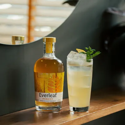 Lifestyle Images for Everleaf 16