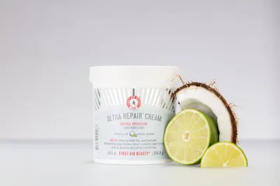 Lifestyle Images for First Aid Beauty 12