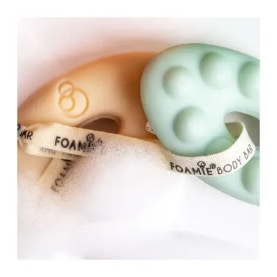 Lifestyle Images for Foamie 69