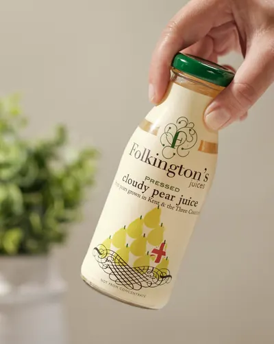 Lifestyle Images for Folkington's Drinks 6
