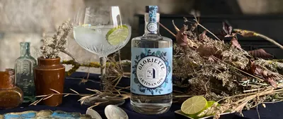 Lifestyle Images for Gloriette Gin 3