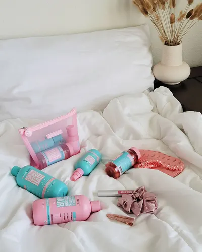Lifestyle Images for Hairburst 39