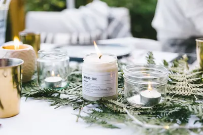 Lifestyle Images for Homecoming Candles 18