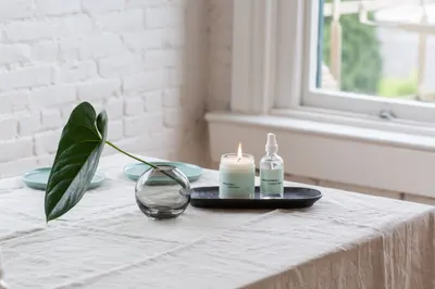 Lifestyle Images for Homecoming Candles 20
