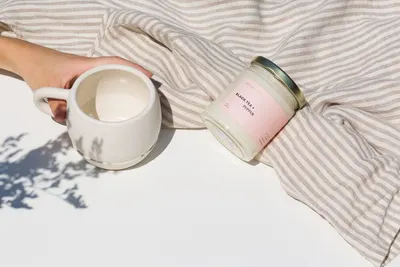 Lifestyle Images for Homecoming Candles 29