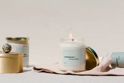 Lifestyle Images for Homecoming Candles 48