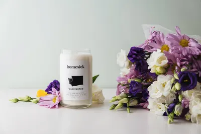 Lifestyle Images for Homesick Candles 07