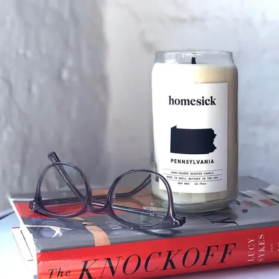 Lifestyle Images for Homesick Candles 10
