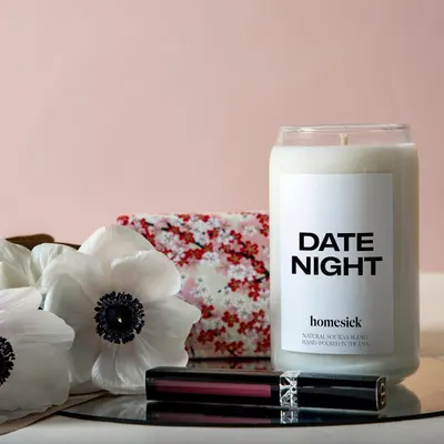 Lifestyle Images for Homesick Candles 30