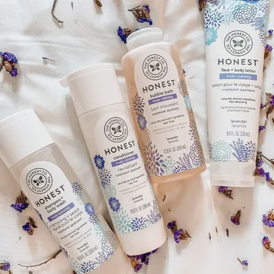 Lifestyle Images for Honest Beauty 17
