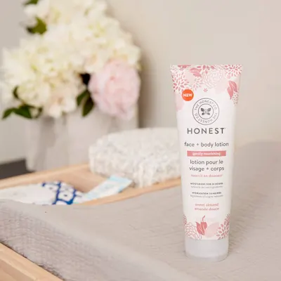 Lifestyle Images for Honest Beauty 30