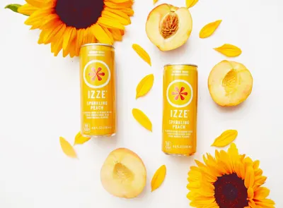 Lifestyle Images for IZZE 06