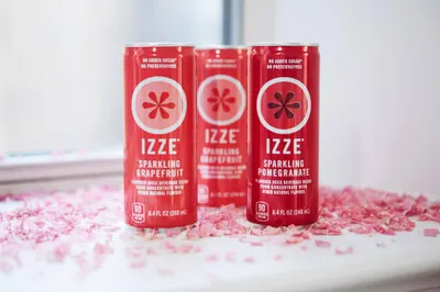 Lifestyle Images for IZZE 18
