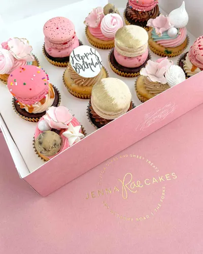 Secondary Images for Jenna Rae Cakes 36