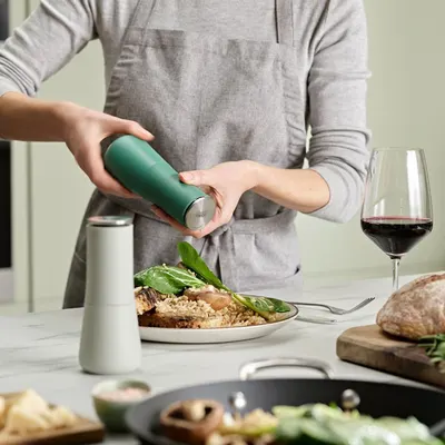 Lifestyle Images for Joseph Joseph 49