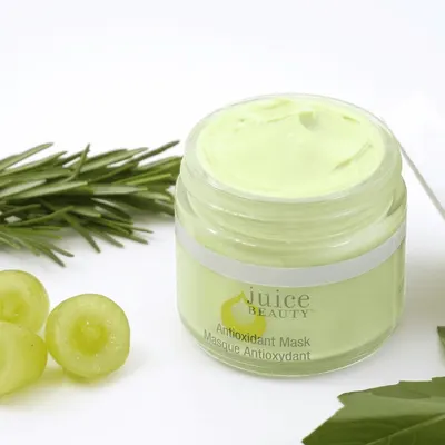 Lifestyle Images for Juice Beauty 10