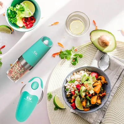 Lifestyle Images for Kitchen Mama 13