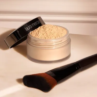 Secondary Images for Laura Mercier 43
