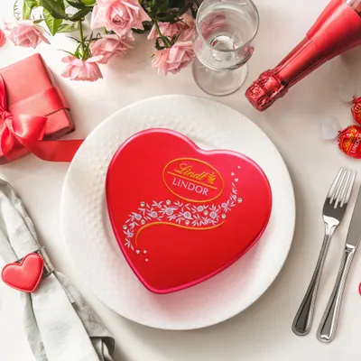 Lifestyle Images for Lindt 1