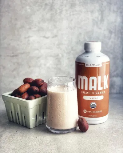 Lifestyle Images for MALK Organics 12