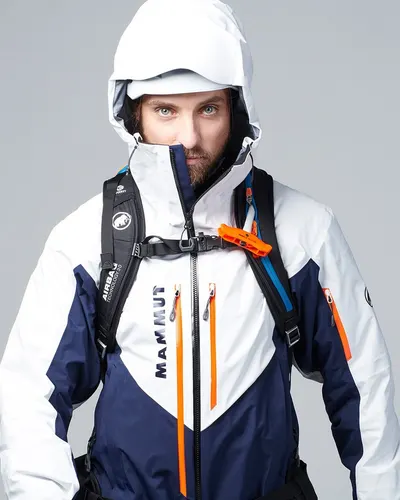 Lifestyle Images for Mammut Outdoor LIF 15