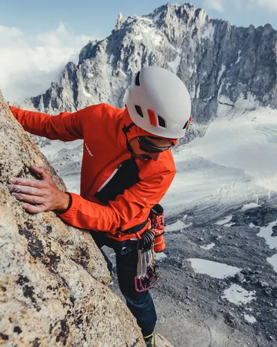 Lifestyle Images for Mammut Outdoor LIF 5