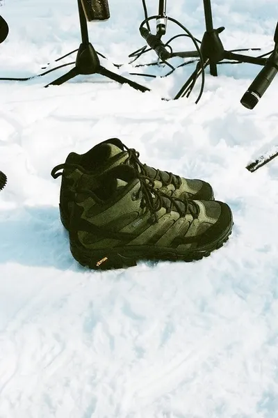 Lifestyle Images for Merrell Outdoor LIF 15