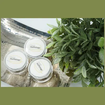 Lifestyle Images for Midsummer Skin 33