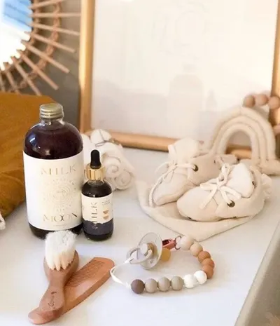 Lifestyle Images for Milk Moon 13