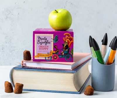 Lifestyle Images for Monty Bojangles 28