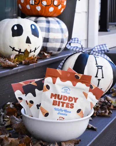 Lifestyle Images for Muddy Bites 4