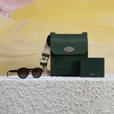 Lifestyle Images for Mulberry 01