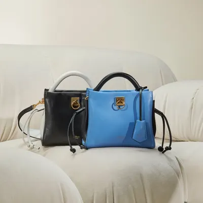 Lifestyle Images for Mulberry 19