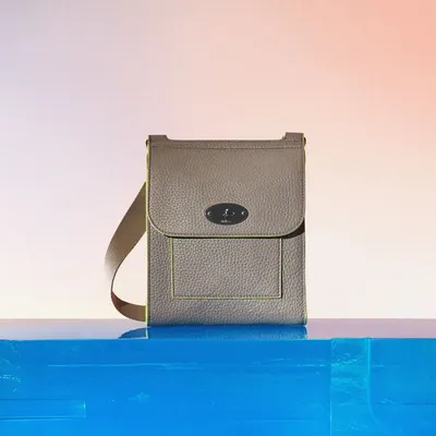 Lifestyle Images for Mulberry 23