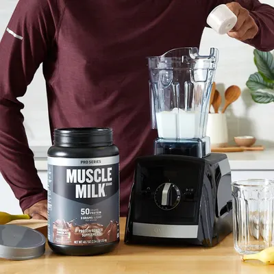 Lifestyle Images for Muscle Milk 14