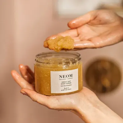 Lifestyle Images for Neom 1